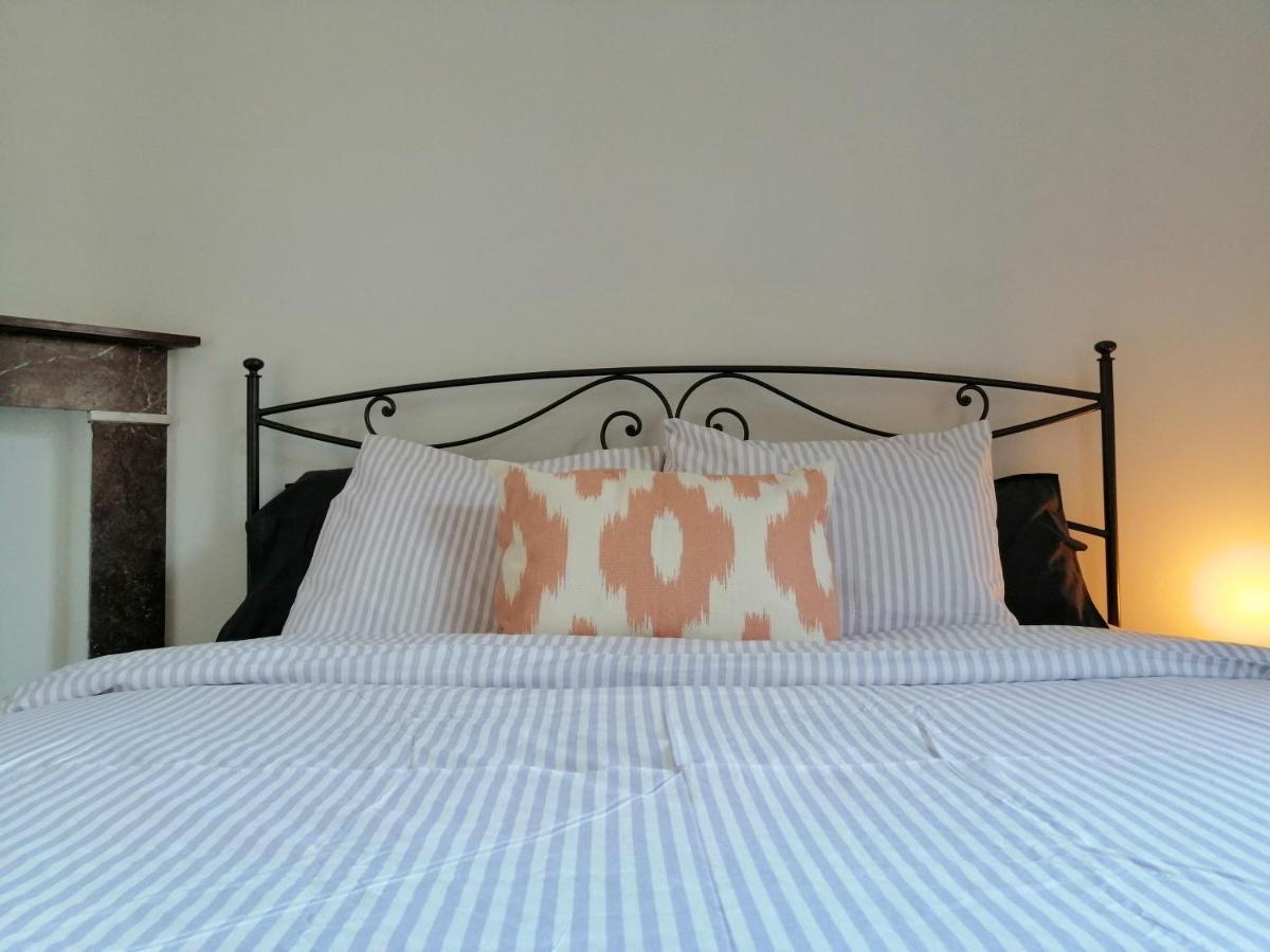 Large Apartment 800M From The Beach 90 Square Meters Oostende Ngoại thất bức ảnh